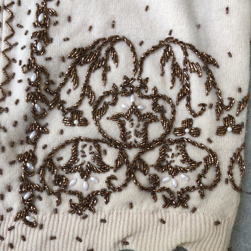 Haute Couture  - Picture 3 of 7